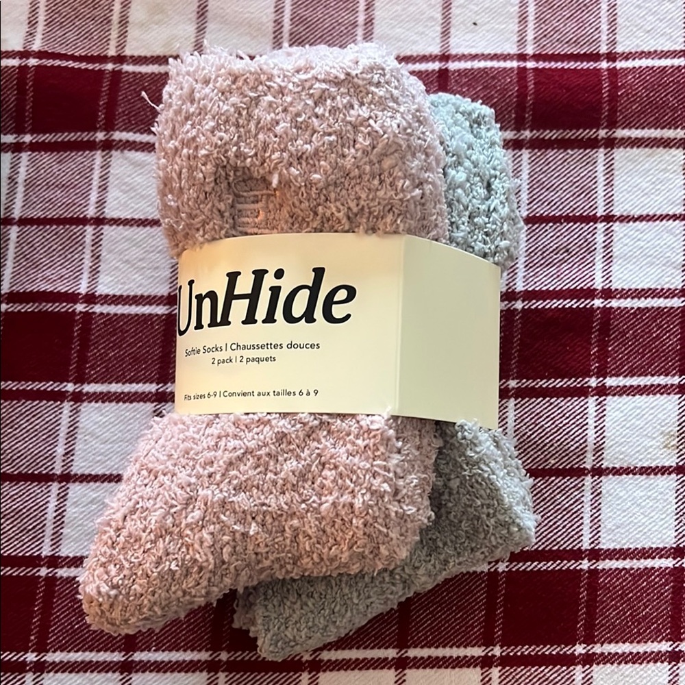 UnHide Cozy Women's Socks - Pink and Gray